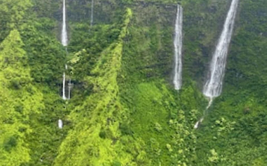 Kauai Private Doors Off Helicopter Tour: Ultimate Waterfalls